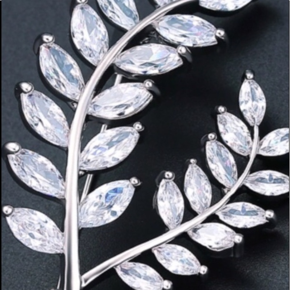 🆕White Gold Dipped Brooch 9.25TCW 2.5" - Picture 8 of 8
